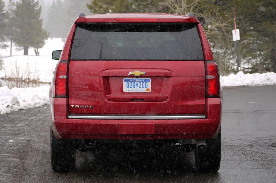  Chevrolet Tahoe 2015 года  (фото 5 из 62)
